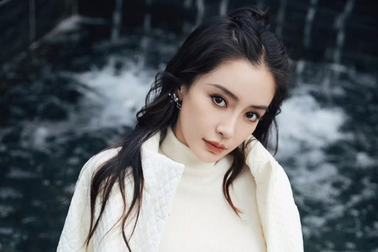 Angelababy sẽ tái xuất, gặp lại chồng cũ sau thời gian bị phong sát "ngầm"?