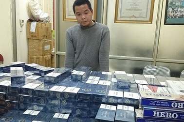 Bắt “đầu nậu” buôn hàng nghìn bao thuốc lá lậu 