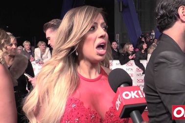 Holly Hagan gợi cảm trên thảm đỏ