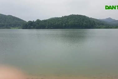 Rò rỉ nước hồ Đập Trời rộng 50 ha, người dân nơm nớp lo sợ
