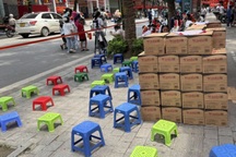 Dẹp bỏ tình trạng bán ghế giữ chỗ xem diễu binh, diễu hành