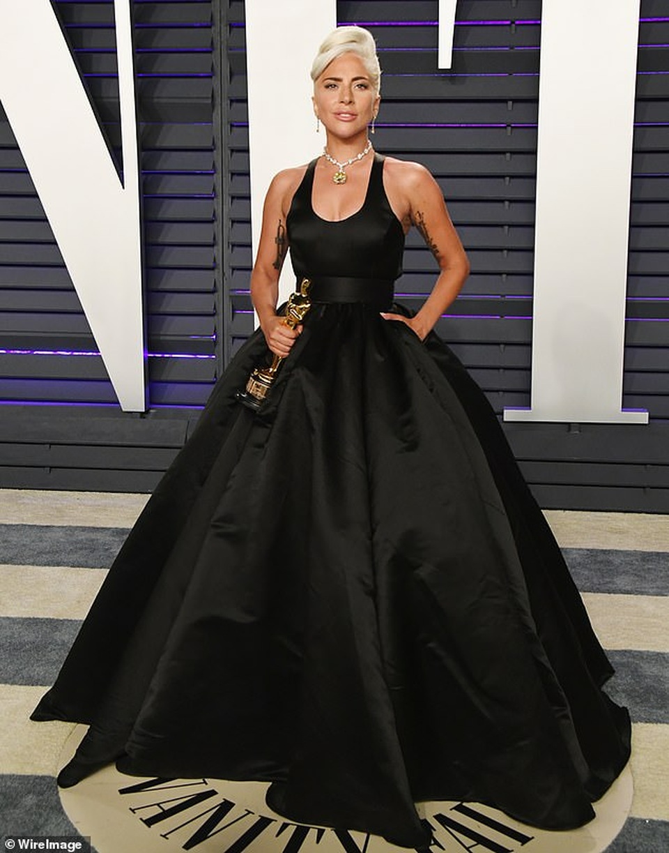 Sau “Vì sao vụt sáng”, Lady Gaga vào vai người vợ... “sát thủ” - 4