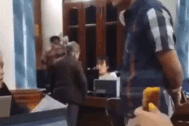 Nữ công chứng viên bị hành hung gửi đơn cầu cứu Thiếu tướng Đinh Văn Nơi