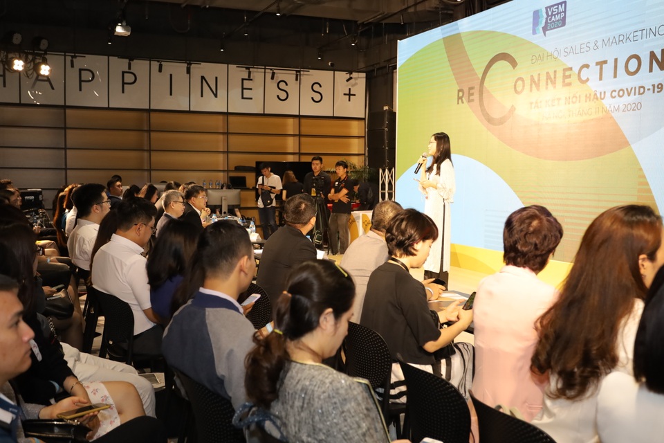 Chính thức khai mạc VSMCamp 2020: Giải mã hành trình từ CX (Customer Experience) đến HX (Human Experience) - 4 Chính thức khai mạc VSMCamp 2020: Giải mã hành trình từ CX (Customer Experience) đến HX (Human Experience) - 4