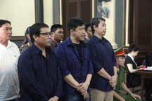 Vụ “logo xe vua”: Nguyên CSGT đối mặt với 15 năm tù