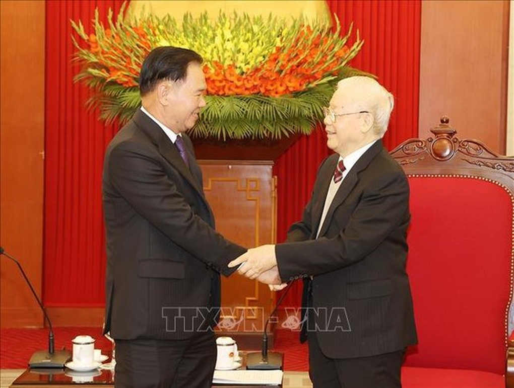 Tổng Bí thư Nguyễn Phú Trọng tiếp Chánh Văn phòng Trung ương Đảng Nhân dân Cách mạng Lào - 1 Tổng Bí thư Nguyễn Phú Trọng tiếp Chánh Văn phòng Trung ương Đảng Nhân dân Cách mạng Lào - 1