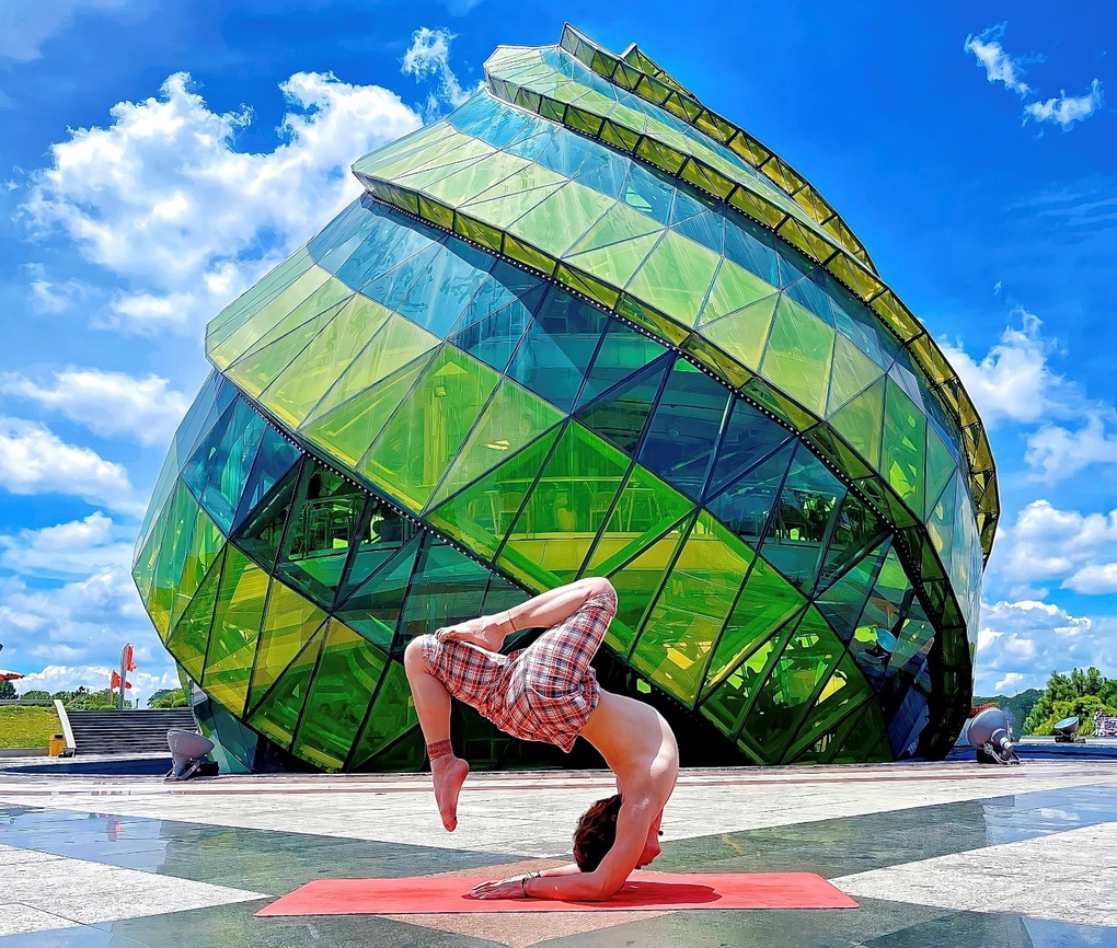 Kiện tướng yoga háo hức đồng diễn cùng 5.000 người tại Ngày hội yoga Dân trí - 4 Kiện tướng yoga háo hức đồng diễn cùng 5.000 người tại Ngày hội yoga Dân trí - 4