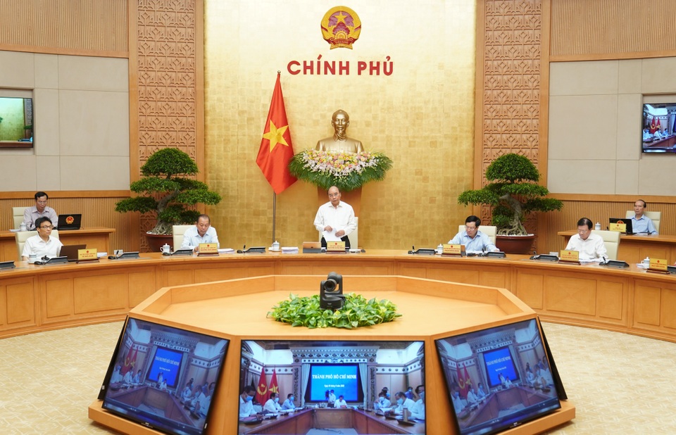 Thủ tướng: Một chữ V đang chờ đợi Việt Nam sau khủng hoảng! - 1 Thủ tướng: Một chữ V đang chờ đợi Việt Nam sau khủng hoảng! - 1