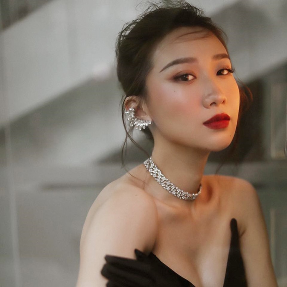 Hot girl Hà thành đốt cháy mùa hè bằng loạt ảnh diện bikini nóng bỏng - 11 Hot girl Hà thành đốt cháy mùa hè bằng loạt ảnh diện bikini nóng bỏng - 11
