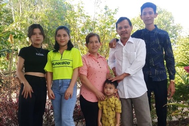 Gia đình đoàn viên