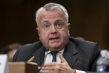 Đại sứ Mỹ tại Nga phớt lờ lời "gợi ý" hồi hương của Moscow