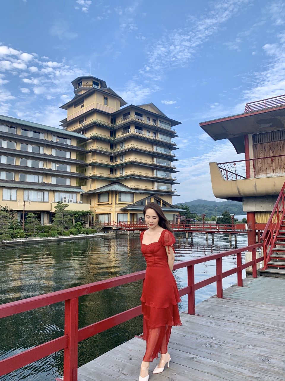 Sau phát ngôn “sóng gió” về “người thứ 3”, Quỳnh Nga vi vu Nhật Bản - 18