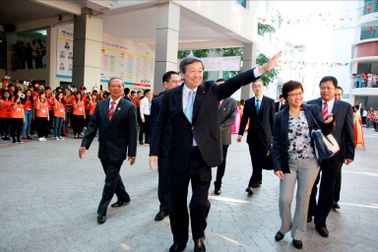 HUTECH long trọng đón tiếp Bộ trưởng Bộ Kinh tế, Thương mại và Công nghiệp Nhật Bản