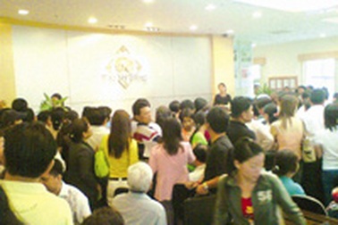 Tranh nhau mua căn hộ cao cấp