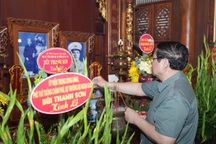 Lãnh đạo Chính phủ tri ân người có công với cách mạng tại thành phố Huế