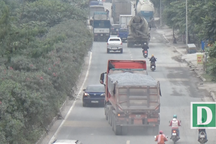 Xe quá khổ, quá tải "lộng hành" ở ngoại thành Hà Nội