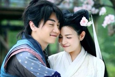 “Dương Quá” Trần Hiểu cầu hôn bạn gái bằng nhẫn kim cương 6 tỉ