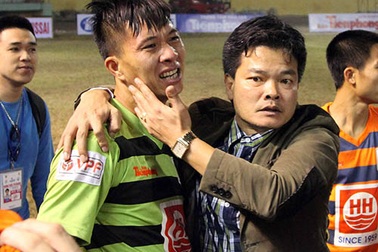 Ninh Bình “trảm” hai trụ cột vì nghi ngờ tiêu cực