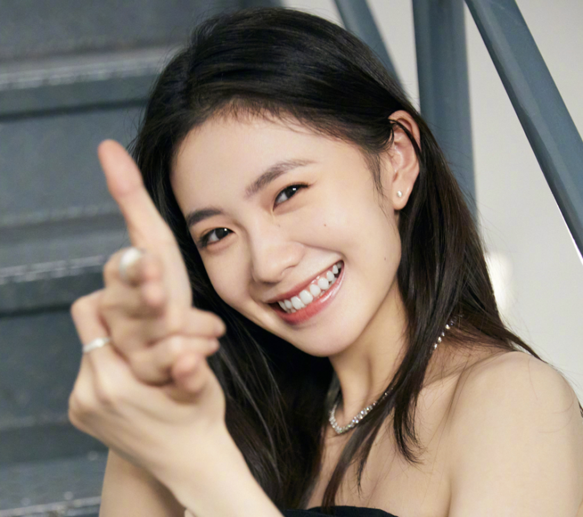 Nàng thơ sinh năm 2000 của Trương Nghệ Mưu bị tẩy chay - 1 Nàng thơ sinh năm 2000 của Trương Nghệ Mưu bị tẩy chay - 1