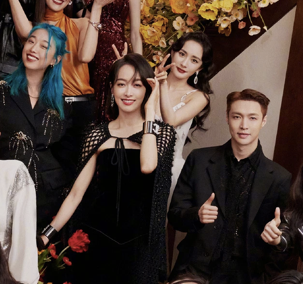 Lùm xùm tranh chỗ tại sự kiện: Khi chỗ VIP đồng nghĩa với quyền lực - 6 Lùm xùm tranh chỗ tại sự kiện: Khi chỗ VIP đồng nghĩa với quyền lực - 6