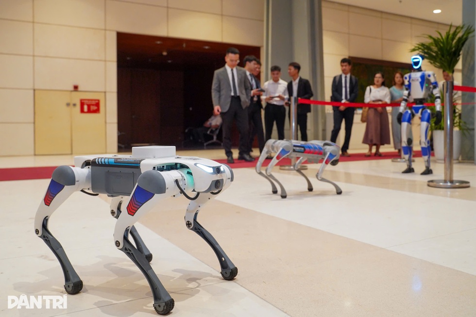 8 thập kỷ Bưu chính Viễn thông, Khoa học và Công nghệ phụng sự đất nước - 5