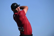 Brooks Koepka khởi đầu tốt tại giải Phoenix Open
