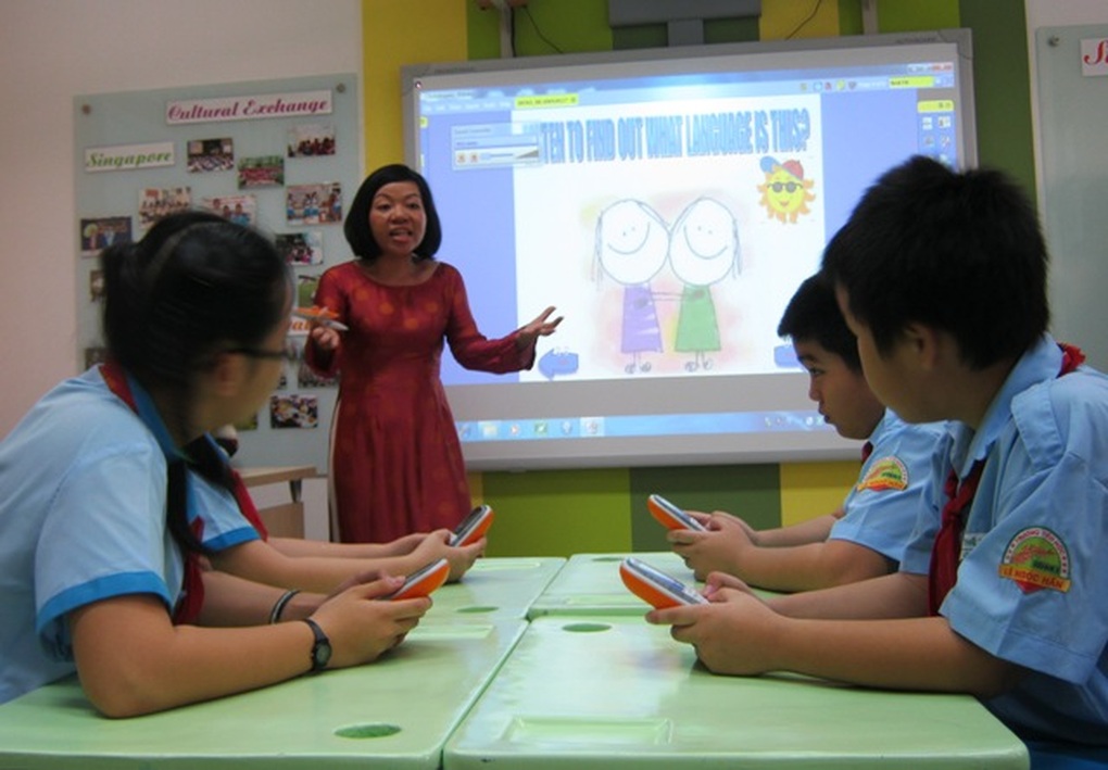 Chồng than trời vì vợ kỳ thị tiếng Việt, bắt cha con phải nói tiếng Anh - 4 Chồng than trời vì vợ kỳ thị tiếng Việt, bắt cha con phải nói tiếng Anh - 4