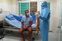 5 người về từ Bệnh viện Bạch Mai âm tính với vi rút SARS-CoV-2