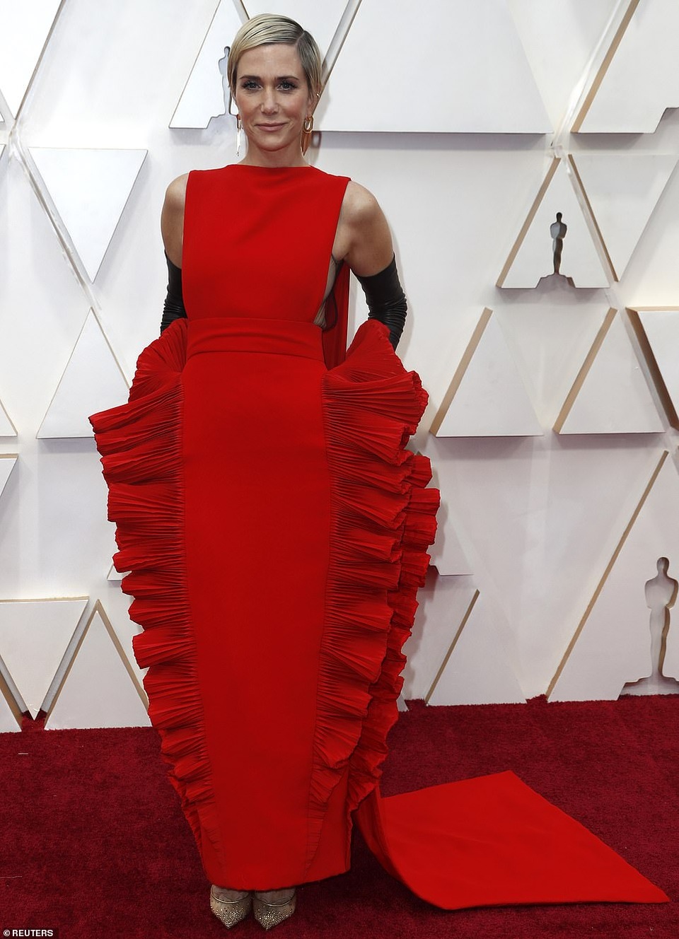 Những bộ váy thảm họa của sao trên thảm đỏ Oscars 2020 - 6 Những bộ váy thảm họa của sao trên thảm đỏ Oscars 2020 - 6