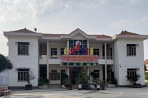 Phó Chủ tịch phường giả chữ ký con trai, tự chứng thực hợp đồng mua bán đất