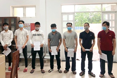 Tụ tập ăn nhậu ở công ty "3 tại chỗ", 7 người bị phạt hơn 100 triệu đồng