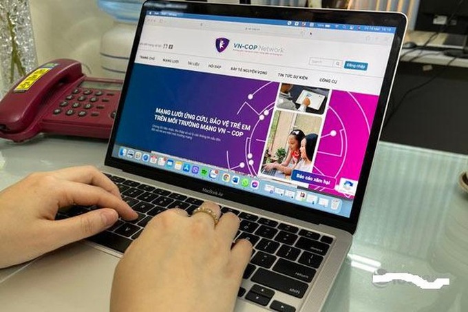 Trang web chính thức của VN-COP tiếp nhận thông tin về xâm hại trẻ em