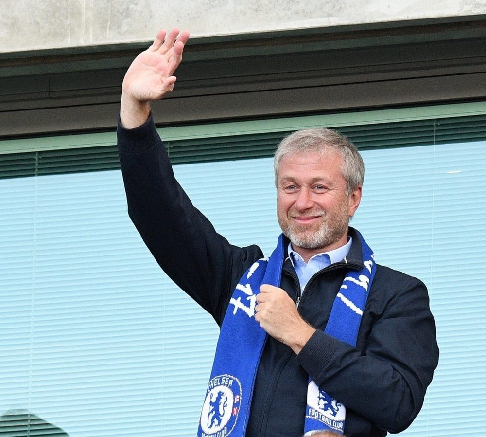Tỷ phú Abramovich và kỷ nguyên đồng tiền nhảy múa, khuynh đảo làng bóng đá - 3 Tỷ phú Abramovich và kỷ nguyên đồng tiền nhảy múa, khuynh đảo làng bóng đá - 3