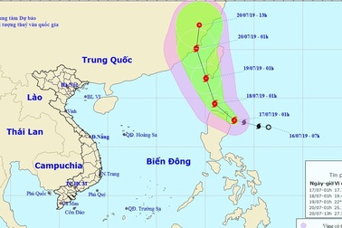 Bão Danas giật cấp 10 hướng vào Biển Đông