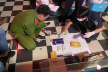 Tóm gọn 2 đối tượng "tuồn" 18.000 viên ma túy từ Lào vào Việt Nam