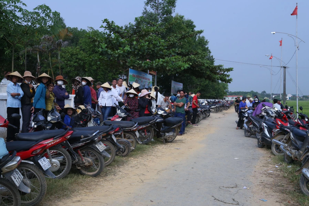 Xử lý nghiêm hành vi đe dọa, ngăn cản học sinh đến trường sau khai giảng - 1 Xử lý nghiêm hành vi đe dọa, ngăn cản học sinh đến trường sau khai giảng - 1