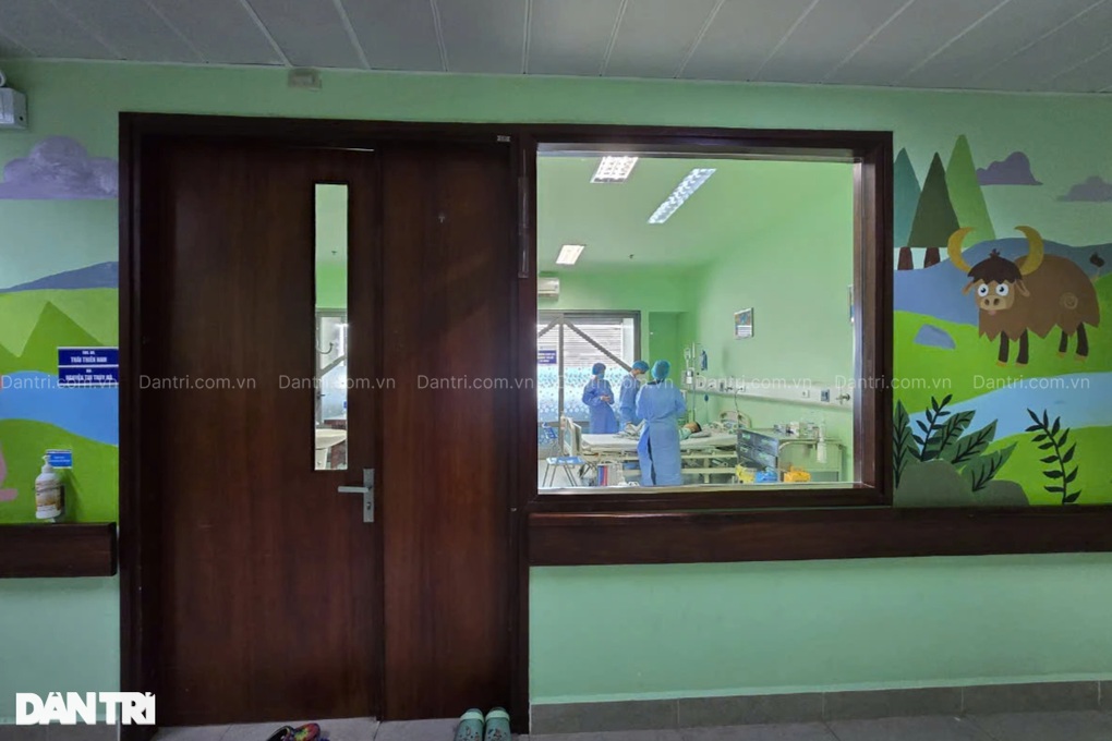 Mẹ đơn thân bế tắc trước 800 triệu đồng cho ca phẫu thuật ghép thận cứu con - 5 Mẹ đơn thân bế tắc trước 800 triệu đồng cho ca phẫu thuật ghép thận cứu con - 5