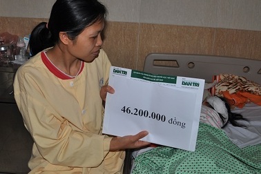 Bé Khánh Thi được xuất viện về nhà