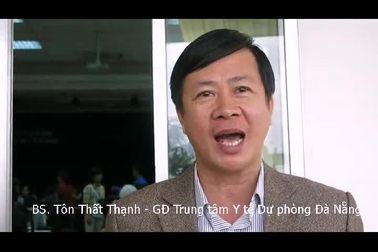 Người dân đăng ký tiêm vắc xin 5 trong 1 Pentaxim tại Đà nẵng