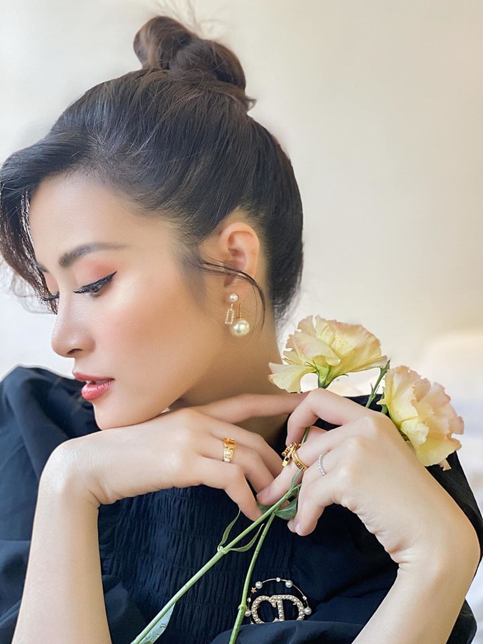Đông Nhi tiết lộ sự thay đổi đặc biệt của Ông Cao Thắng từ khi cô mang bầu - 6 Đông Nhi tiết lộ sự thay đổi đặc biệt của Ông Cao Thắng từ khi cô mang bầu - 6