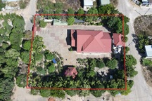 Hàng xóm nói gì về biệt thự 4 mặt tiền của vợ nguyên Bí thư Thành ủy?