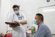 Sán làm tổ trong não người đàn ông vì món "nhà làm"