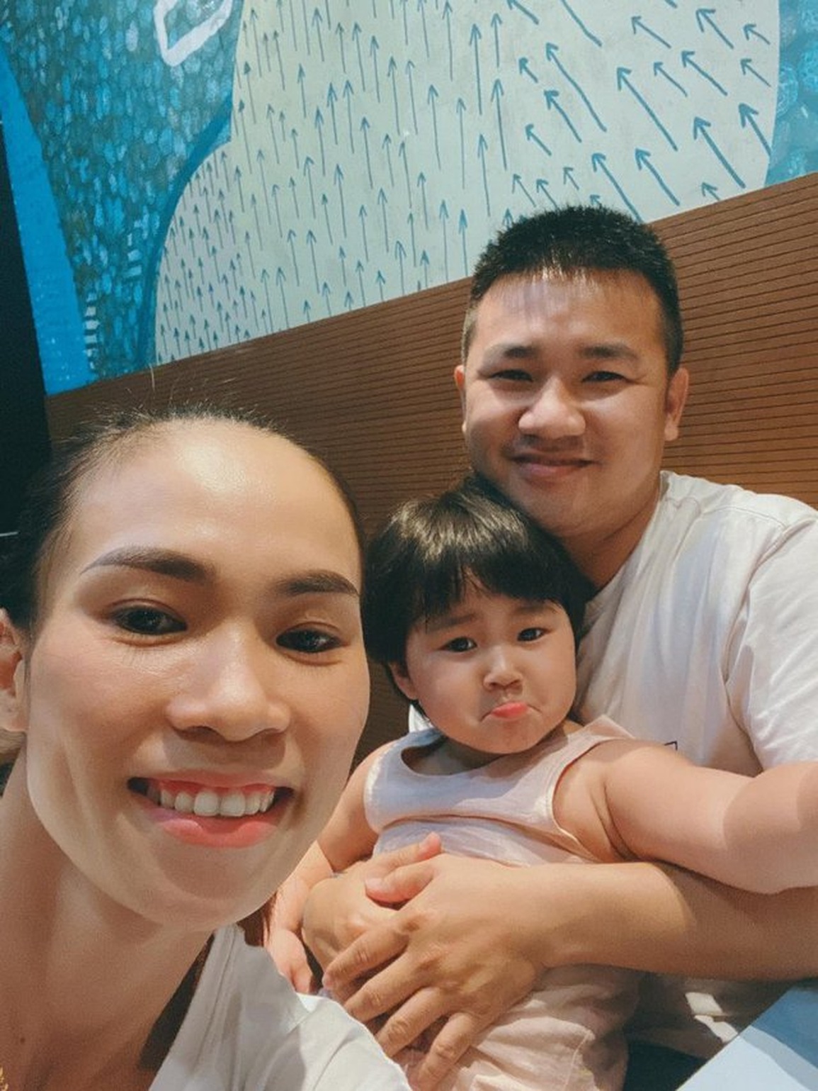 Nữ lực sĩ đạt HCV SEA Games làm mẹ: Sợ làm con đau khi cho bú - 3 Nữ lực sĩ đạt HCV SEA Games làm mẹ: Sợ làm con đau khi cho bú - 3