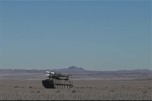 Máy bay không người lái cảm tử của Iran "thổi bay" xe tăng