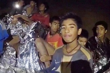 Câu chuyện truyền cảm hứng từ cuộc giải cứu các cầu thủ nhí Thái Lan