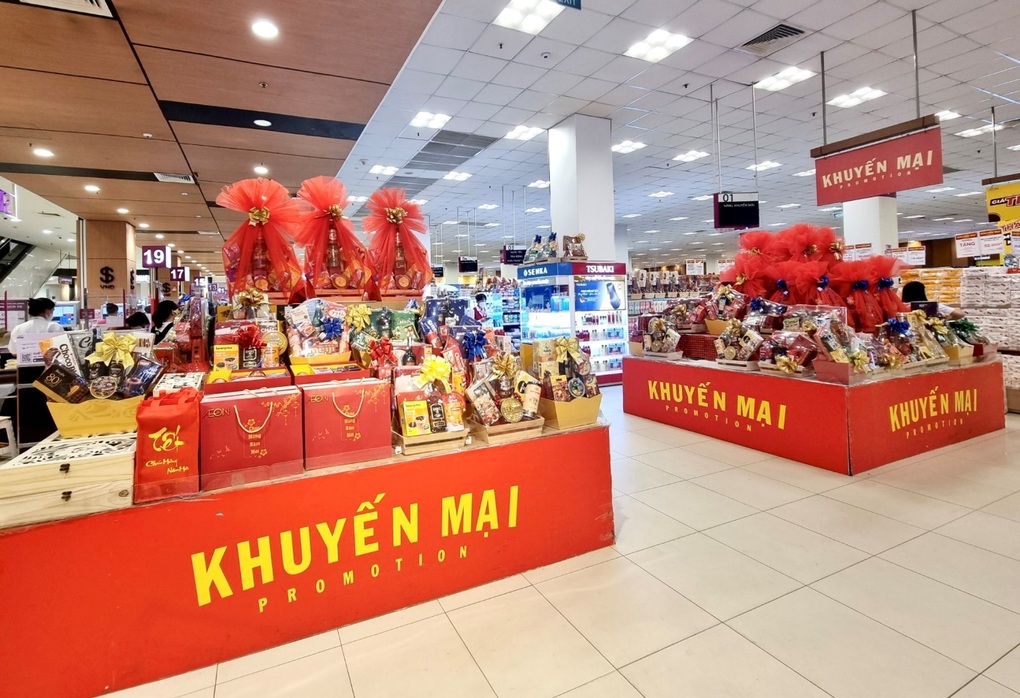 AEON mở cửa xuyên Tết phục vụ khách hàng mua sắm - 3 AEON mở cửa xuyên Tết phục vụ khách hàng mua sắm - 3
