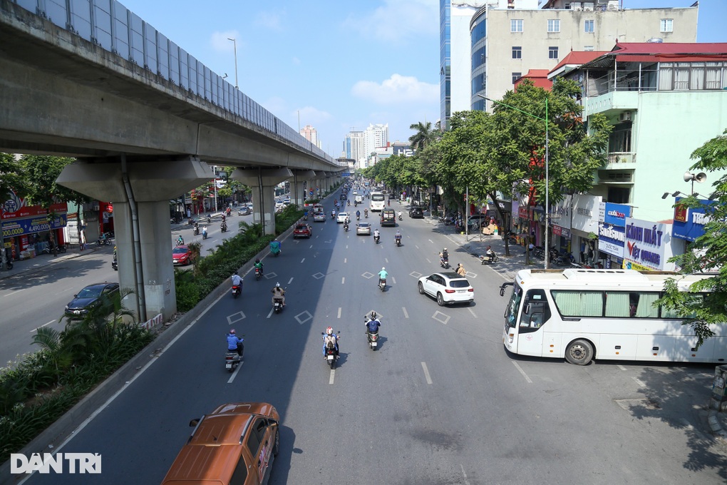 Tuyến đường đầu tiên ở Hà Nội sắp tách riêng làn ô tô, xe máy - 3 Tuyến đường đầu tiên ở Hà Nội sắp tách riêng làn ô tô, xe máy - 3