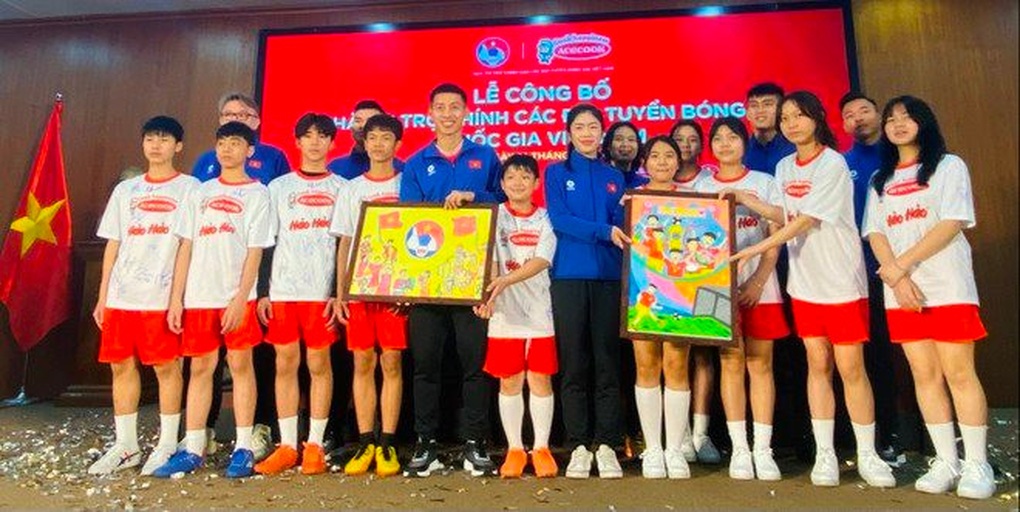 Đội tuyển Việt Nam nhận tin vui trước hai trận quyết đấu Indonesia - 2 Đội tuyển Việt Nam nhận tin vui trước hai trận quyết đấu Indonesia - 2