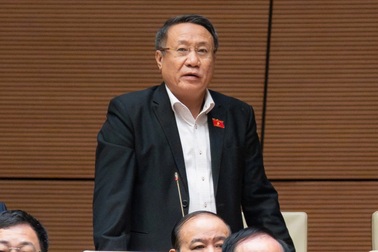 "Tỉnh nghèo ngóng ngân sách Trung ương, yêu cầu huy động vốn không khả thi"