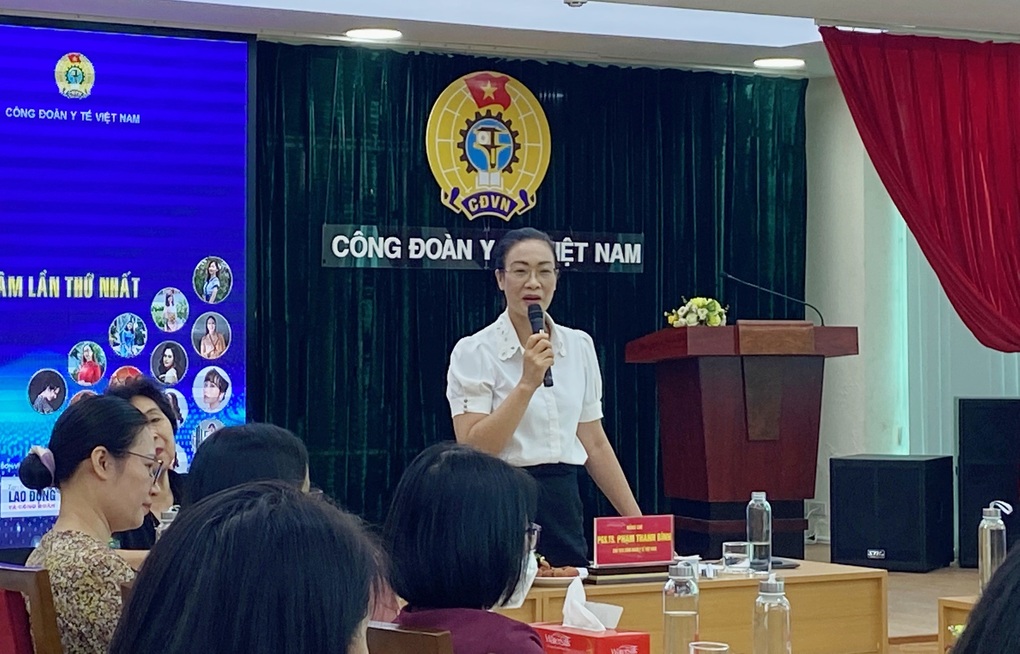 Những người phụ nữ đặc biệt từng vào sinh ra tử thi duyên dáng ngành y - 1 Những người phụ nữ đặc biệt từng vào sinh ra tử thi duyên dáng ngành y - 1